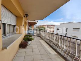 Piso, 78 m², cerca de bus y tren