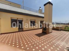Attic, 198 m², near bus and train