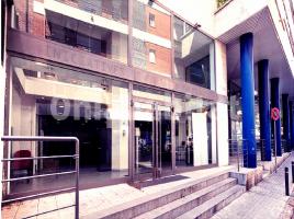 Alquiler local comercial, 307 m², Les Corts