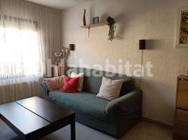 Piso, 70 m², cerca de bus y tren