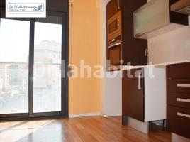 Pis, 55 m², prop de bus i tren,  (Centre) 