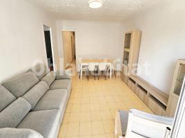 Lloguer pis, 95 m², prop de bus i tren, Barri de Mar