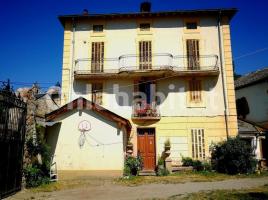 Houses (country house), 578 m², near bus and train