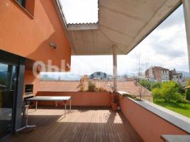 Àtic, 321 m², prop de bus i tren, seminou