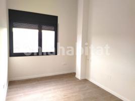  (unifamiliar aïllada), 179 m², près de bus et de train, nouveau