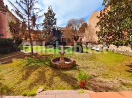 Houses (detached house), 520 m², near bus and train