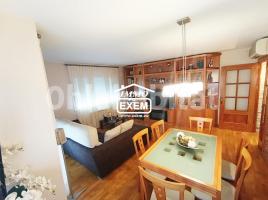 Piso, 128 m², cerca de bus y tren, seminuevo