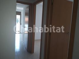 For rent flat, 115 m², near bus and train, almost new, Calle de Lluís Companys