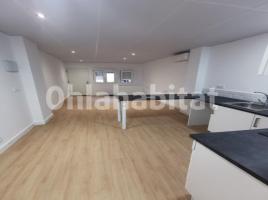 For rent study, 32 m², almost new, Calle del Lepant, 12