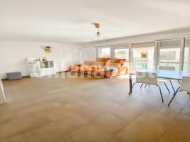 Pis, 82 m², Zona