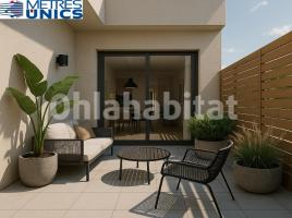 Piso, 112 m², cerca de bus y tren, nuevo