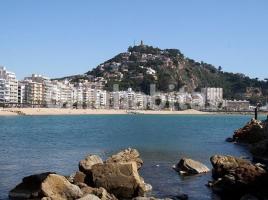 Pis, 78 m², prop de bus i tren, Calle Canigo