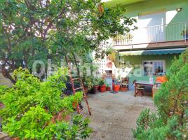 Casa (chalet / torre), 357 m², cerca de bus y tren