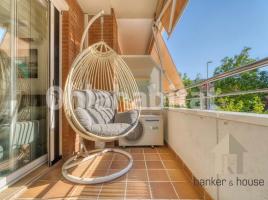 Pis, 133 m², presque neuf, Zona