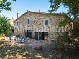 Houses (masia), 600 m², Zona
