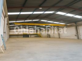 Industrial, 832 m²