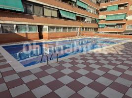 Piso, 92 m², cerca de bus y tren