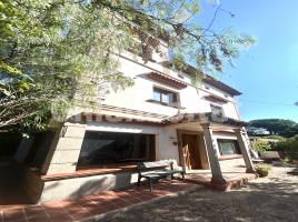 Casa (chalet / torre), 223 m², cerca de bus y tren