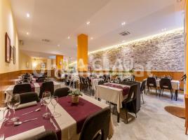 Propiedad vertical, 507 m², seminuevo, Carretera de Montblanc