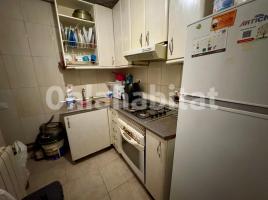 Flat, 63 m², near bus and train