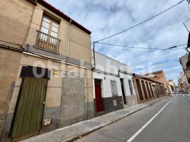 Casa (unifamiliar adossada), 111 m², prop de bus i tren