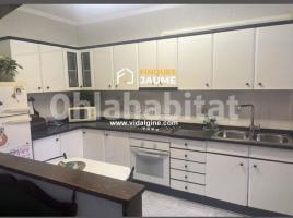 Casa (unifamiliar adosada), 265 m², Zona