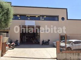 For rent industrial, 874 m², Zona