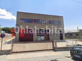 For rent industrial, 1402 m², Zona