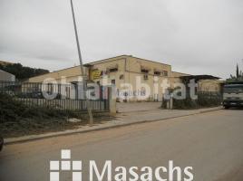Nau industrial, 4000 m², Zona