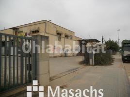 Nau industrial, 4000 m², Zona