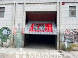 Industrial, 920 m², Zona