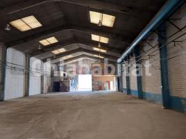Nau industrial, 650 m², Zona