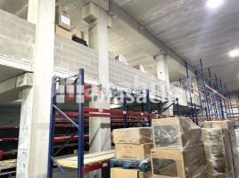 Industrial, 640 m², Zona