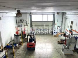 Industrial, 678 m², Zona