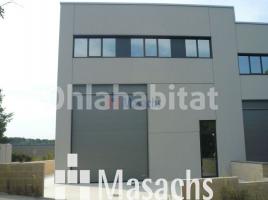 Nave industrial, 526 m², Zona