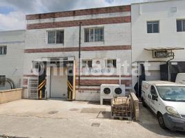 Industrial, 570 m², Zona