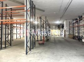 Louer , 450 m², Zona