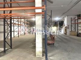 Louer , 450 m², Zona