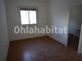 Flat, 46 m², near bus and train, Calle de Pere Pelegrí