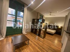 For rent study, 45 m², near bus and train, Calle dels Ases, 3
