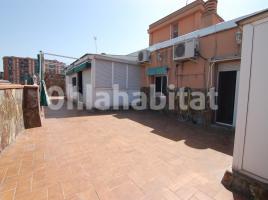 Àtic, 105 m², près de bus et de train, Artigas