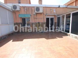 Àtic, 105 m², près de bus et de train, Artigas