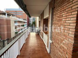 Louer pis, 70 m², près de bus et de métro, Les Corts