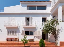 Casa (unifamiliar adosada), 160.11 m², cerca de bus y tren