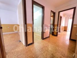 Pis, 74 m², prop de bus i tren
