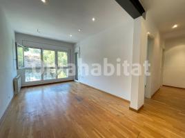 Pis, 78 m², prop de bus i tren