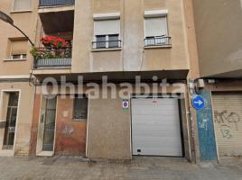 Flat, 76 m², near bus and train