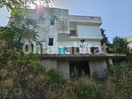  (unifamiliar aïllada), 271.65 m², près de bus et de train, nouveau, Poblat Ibèric