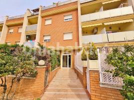 Piso, 87.50 m², cerca de bus y tren