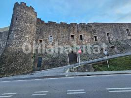 Property Vertical, 512 m²